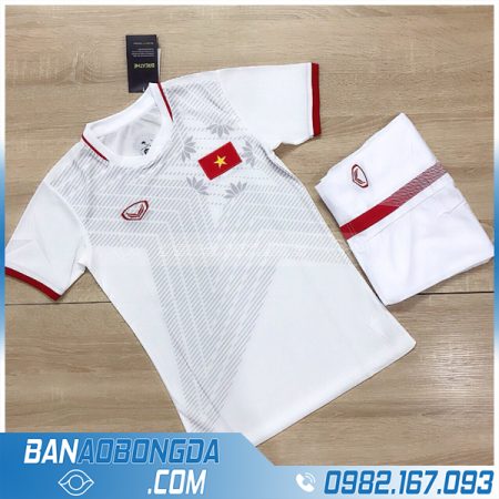 Quần áo bóng đá đội tuyển Việt Nam đẹp