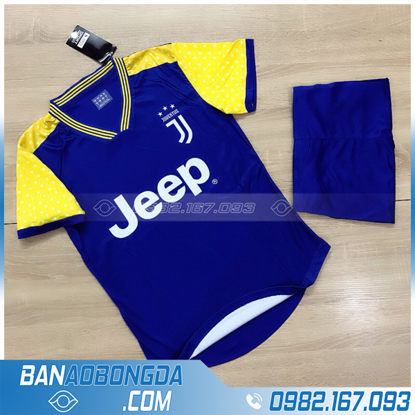 áo đá banh Juventus chế màu xanh dương