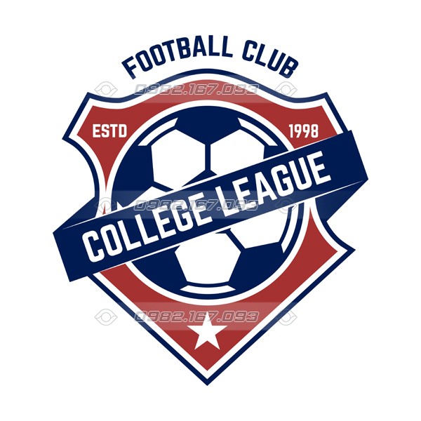 Logo áo bóng đá đẹp. Vẫn với trái bóng tròn, nhưng sự mới lạ khi kết hợp cùng dài băng xanh với dòng chữ college league đã mang đến sự khác biệt cho áo  mẫu logo