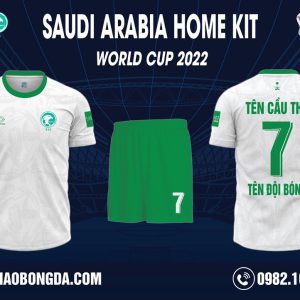 Áo Ả Rập Saudi Arabia Sân Nhà World Cup 2022 Đẹp Đích Thực. Được lấy gam màu trắng làm gam màu chủ đạo - với mục đích không những làm nổi bật vẻ đẹp các cầu thủ. Đây còn là gam màu phù hợp với mọi đối tượng sử dụng, có thể kết hợp ăn ý với rất nhiều tone màu khác mà không bị lạc lõng.